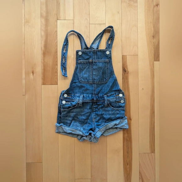 Old Navy Short Overalls Blue Denim US  6 - Picture 1 of 3